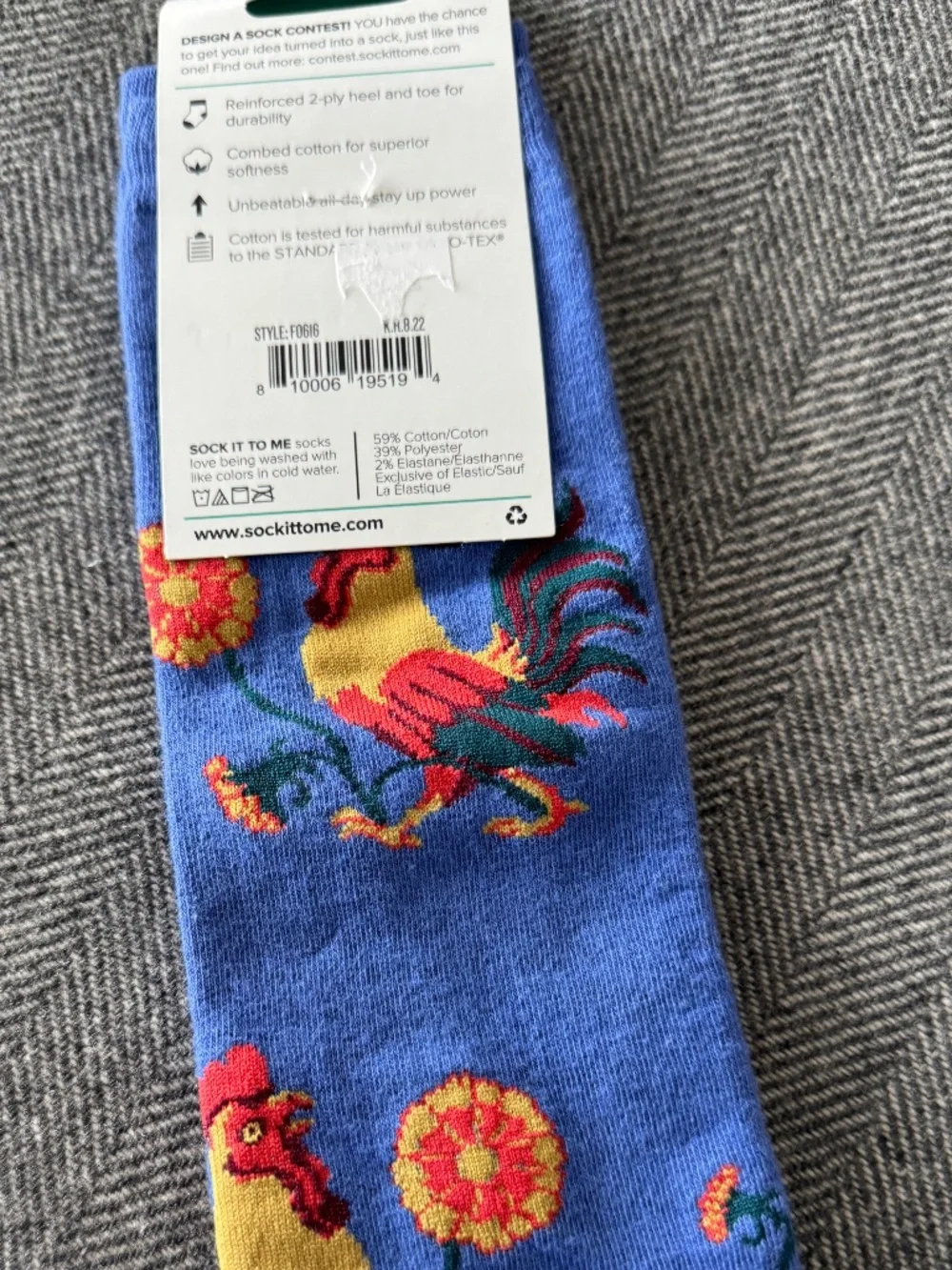 NWT, SOCK IT TO ME KNEE HIGH SOCKS, IN DARLING RISE AND SHINE PATTERN